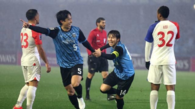 亞冠申花敗川崎，無緣八強(qiáng)，C羅對決夢破。