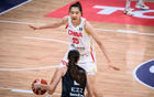 張子宇得分12分，中國(guó)女籃85-51勝新西蘭，A組第一晉級(jí)半決賽。