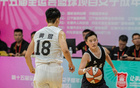 20歲女庫里三分狂轟，三戰(zhàn)86分13記三分，宮魯鳴或選她。